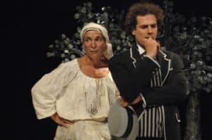 Deux-comediens-decision-importante-a-prendre