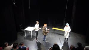 Spectacle avancé des cours de théâtre à Paris, Lizart, théâtre Clavel, année 2025