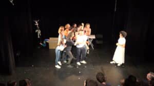 Spectacle de fin d'année 2025 des élèves des cours de théâtre à Paris, LizArt, niveau Avancé