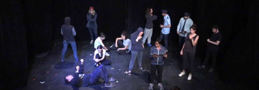Spectacle de fin d'année 2025 des élèves des cours de théâtre à Paris, Lizart, niveau Intermédiaire