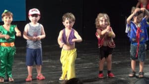 Spectacle des tout petits, cours de théâtre à Paris, cours Lizart