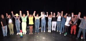 cours-de-theatre-paris-ados-spectacle-fin-d-année-Lizart