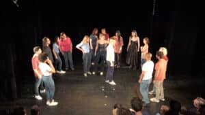 spectacle de fin d'année d'un cours de théâtre pour contrôler sa nervosité avec , cours Lizart