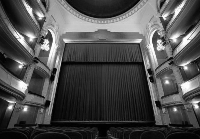 scène des cours de théâtre à Paris