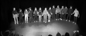 théâtre détente chez les plus jeunes des cours de théâtre à Paris, Lizart